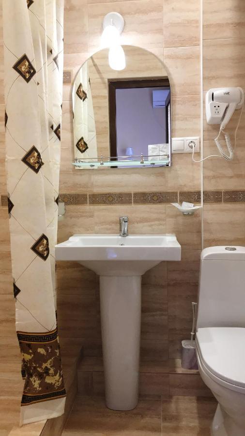 Hotel In Sukhum Sukhumi Ngoại thất bức ảnh