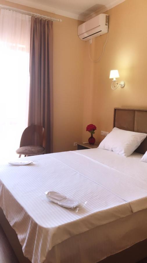 Hotel In Sukhum Sukhumi Ngoại thất bức ảnh