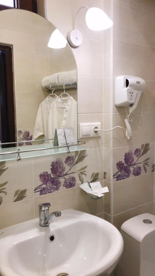 Hotel In Sukhum Sukhumi Ngoại thất bức ảnh