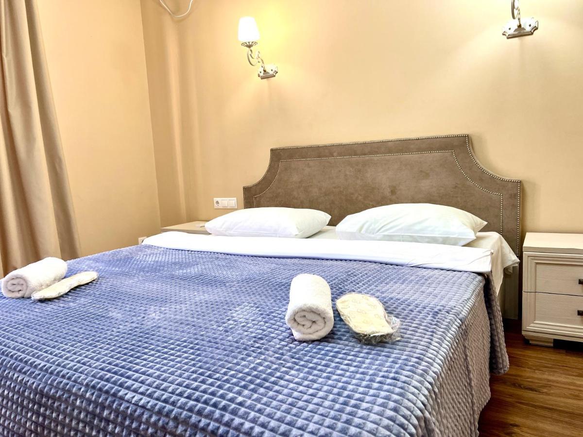 Hotel In Sukhum Sukhumi Ngoại thất bức ảnh