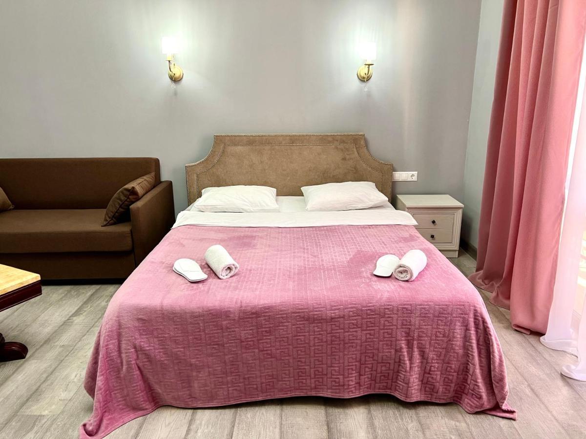 Hotel In Sukhum Sukhumi Ngoại thất bức ảnh